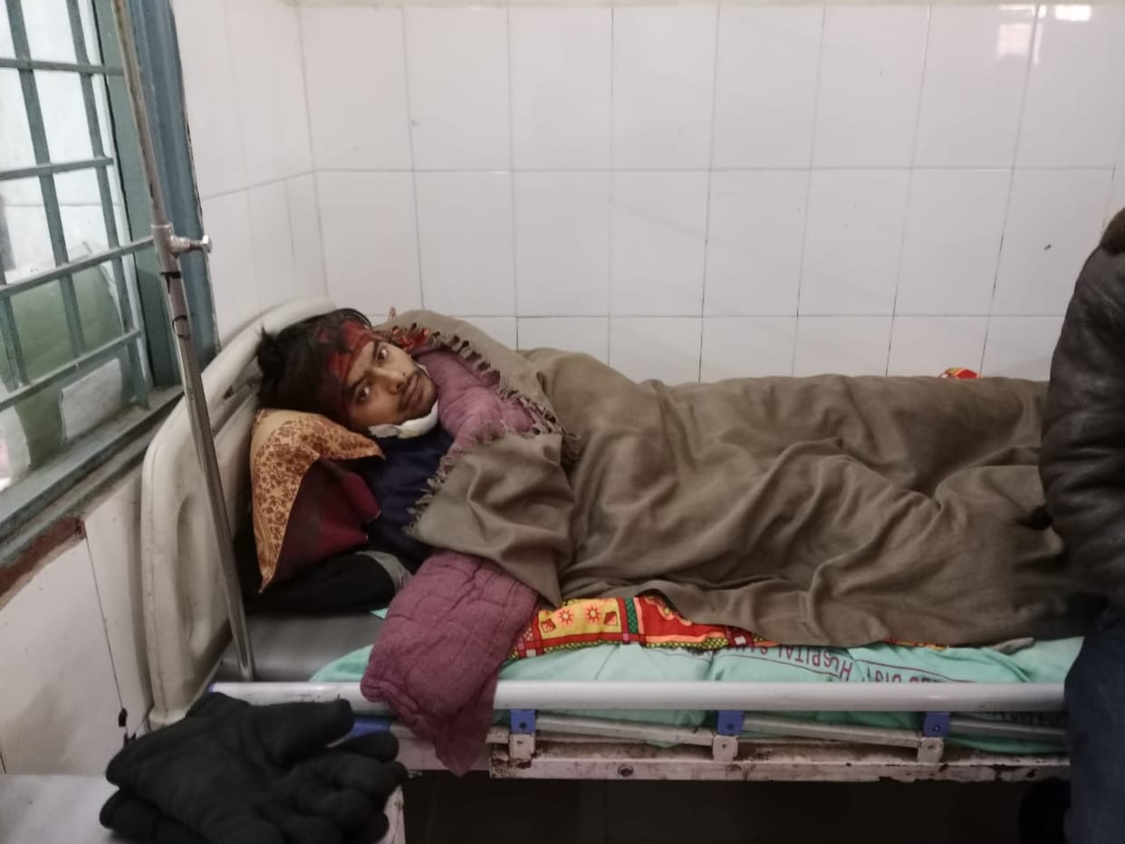 Saharanpur News: one killed, two injured after Truck collided with three youths riding a bike
