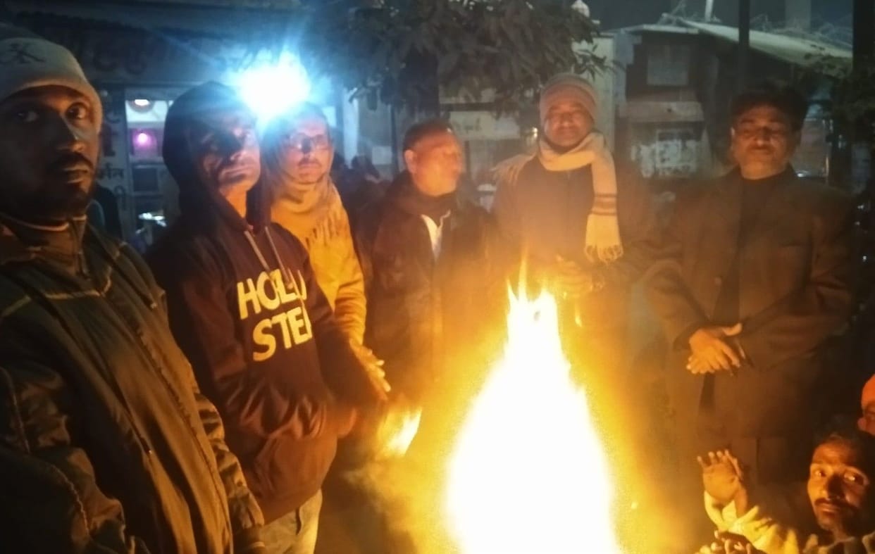 Hathras: Traffic slowed down due to fog, melting shook