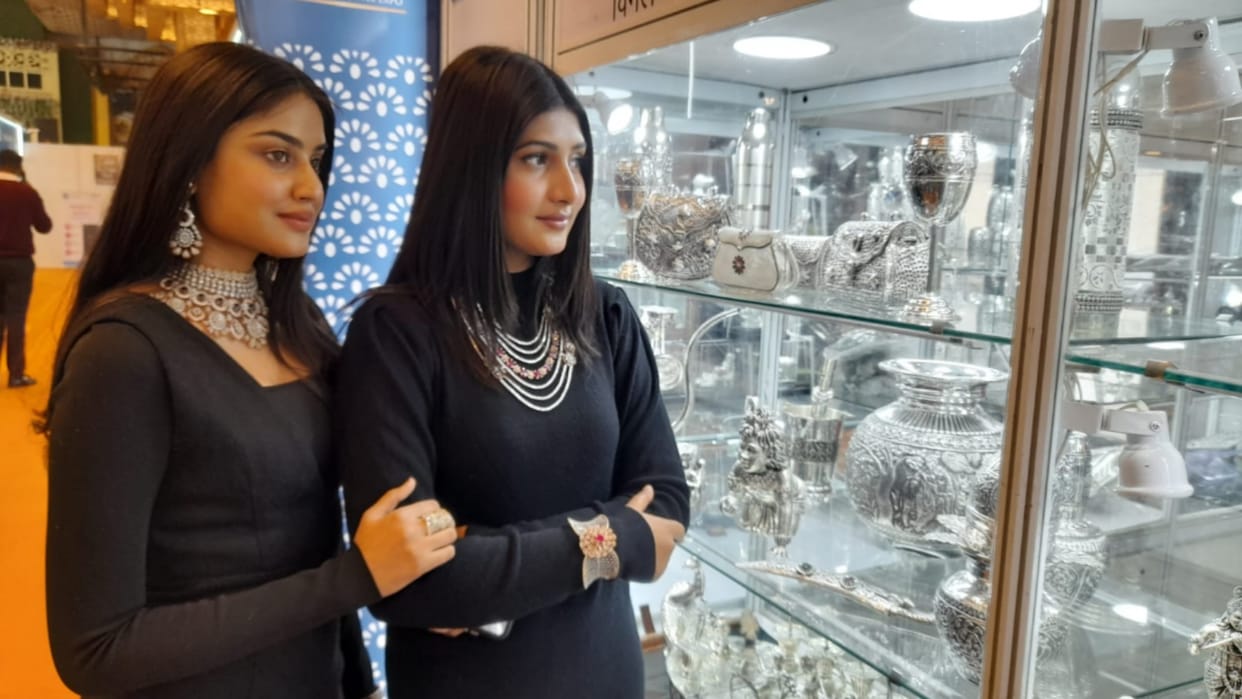 Meerut: Jewelry show begins with the resolution of the golden city, diamond ring special attraction