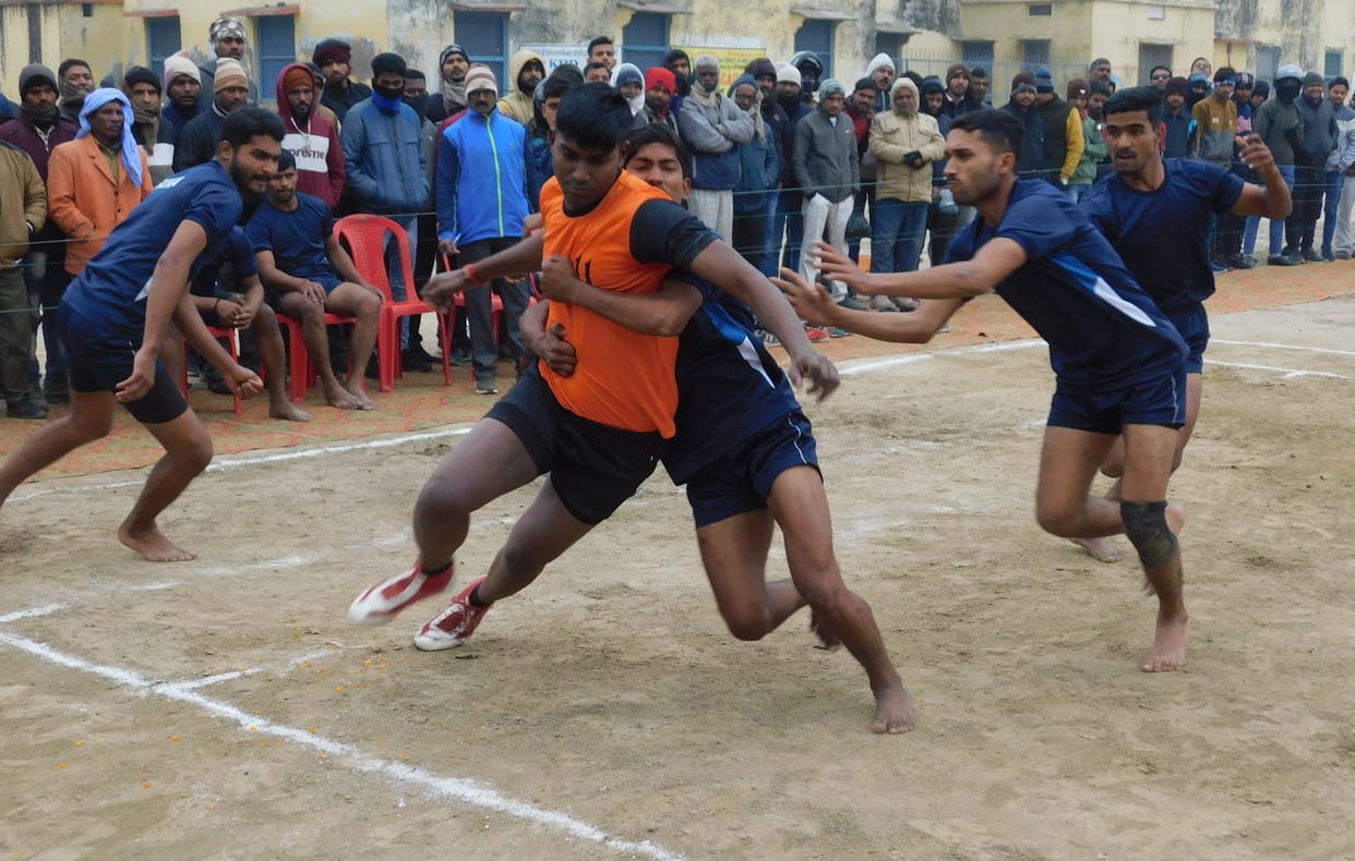 kabaddi : mahrajganj won over gonda