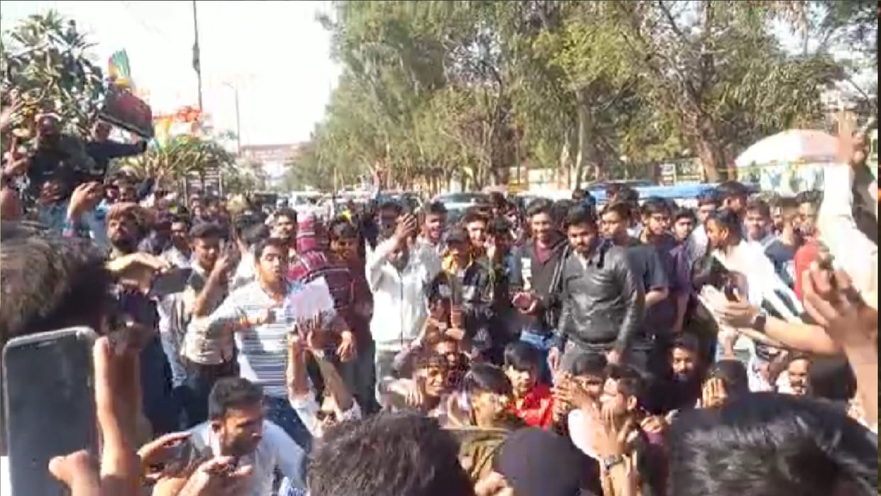 Controversy between BJP and Congress for Chowpatty in Raipur CG