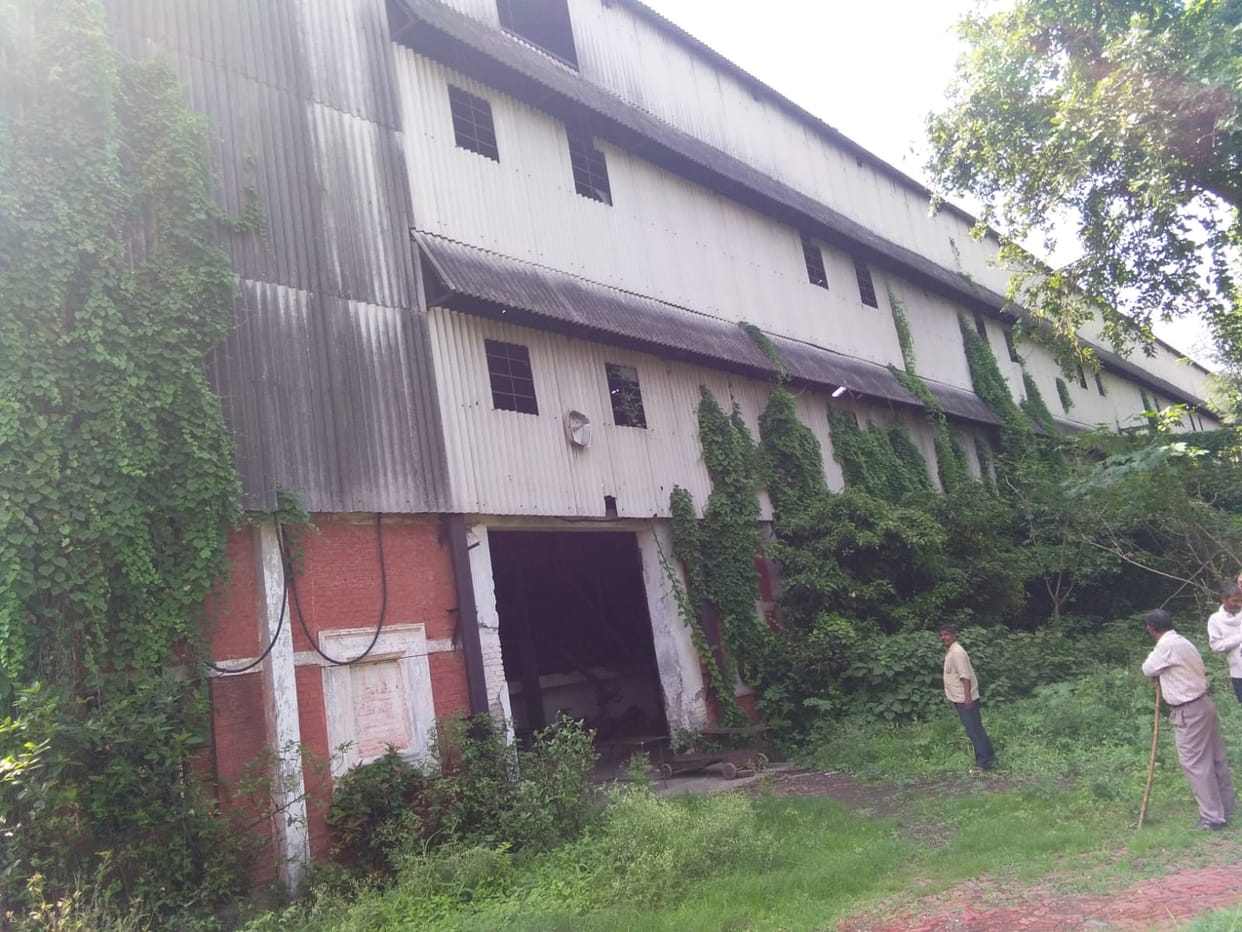Proposal to give land of sugar and spinning mill to industry department
