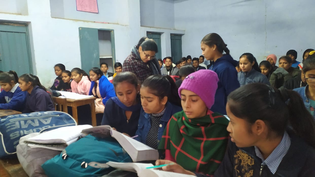 Order to give homework to students on tablet, students and teachers confused