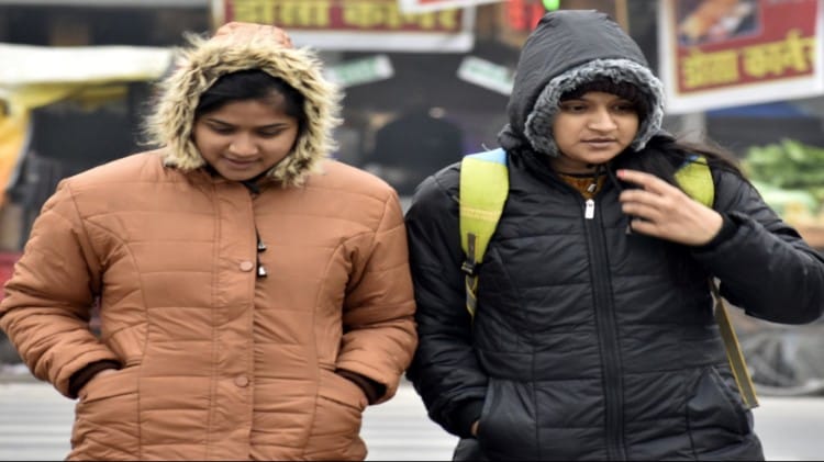 Gorakhpur Weather News:गोरखपुर में सामान्य से 10 डिग्री कम रहा अधिकतम पारा,  छूट रही कंपकंपी - Gorakhpur Weather News Update Today Heavy Cold Wave Sun  Not Come Out From 10 Days -