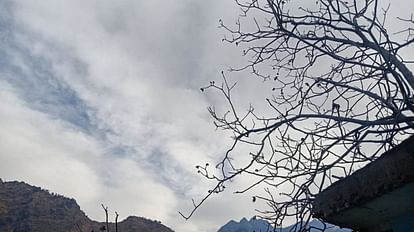Uttarakhand Weather news Heavy rain alert snowfall in high altitude areas read more updates in hindi