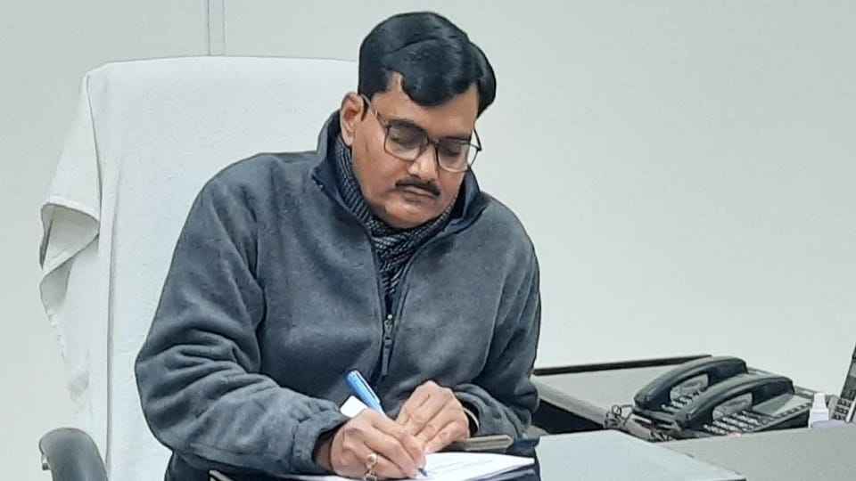 New order for winter leave from nursery to class 12 in Aligarh