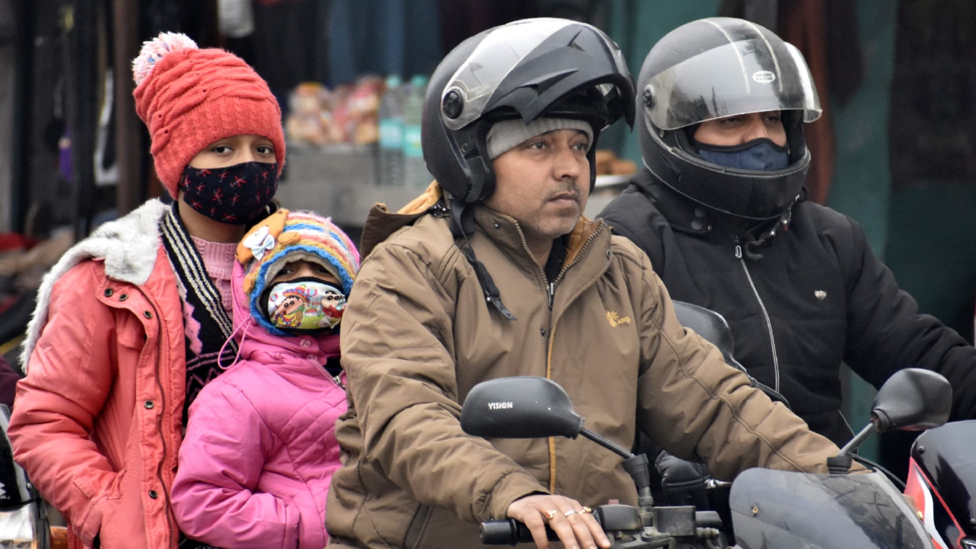 Gorakhpur Weather News Update Today Heavy Cold Wave Sun Not Come Out From 10 Days
