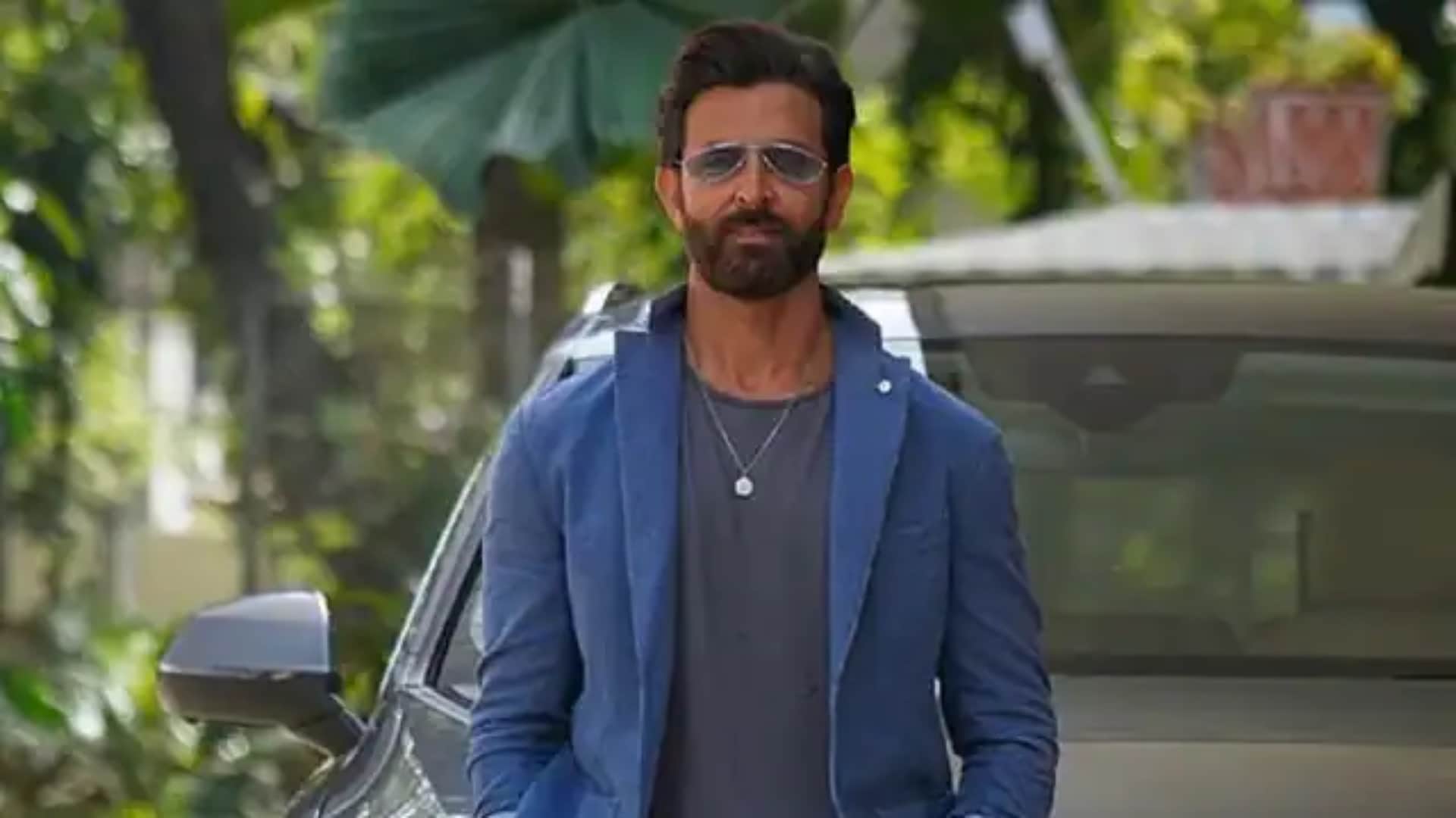 Hrithik Roshan Birthday Special 100 crore luxurious house and Expensive Car collection Know His Net Worth