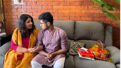 Karishma Ka Karishma actress Jhanak Shukla got engaged With boyfriend Swapnil Suryawanshi shared pictures