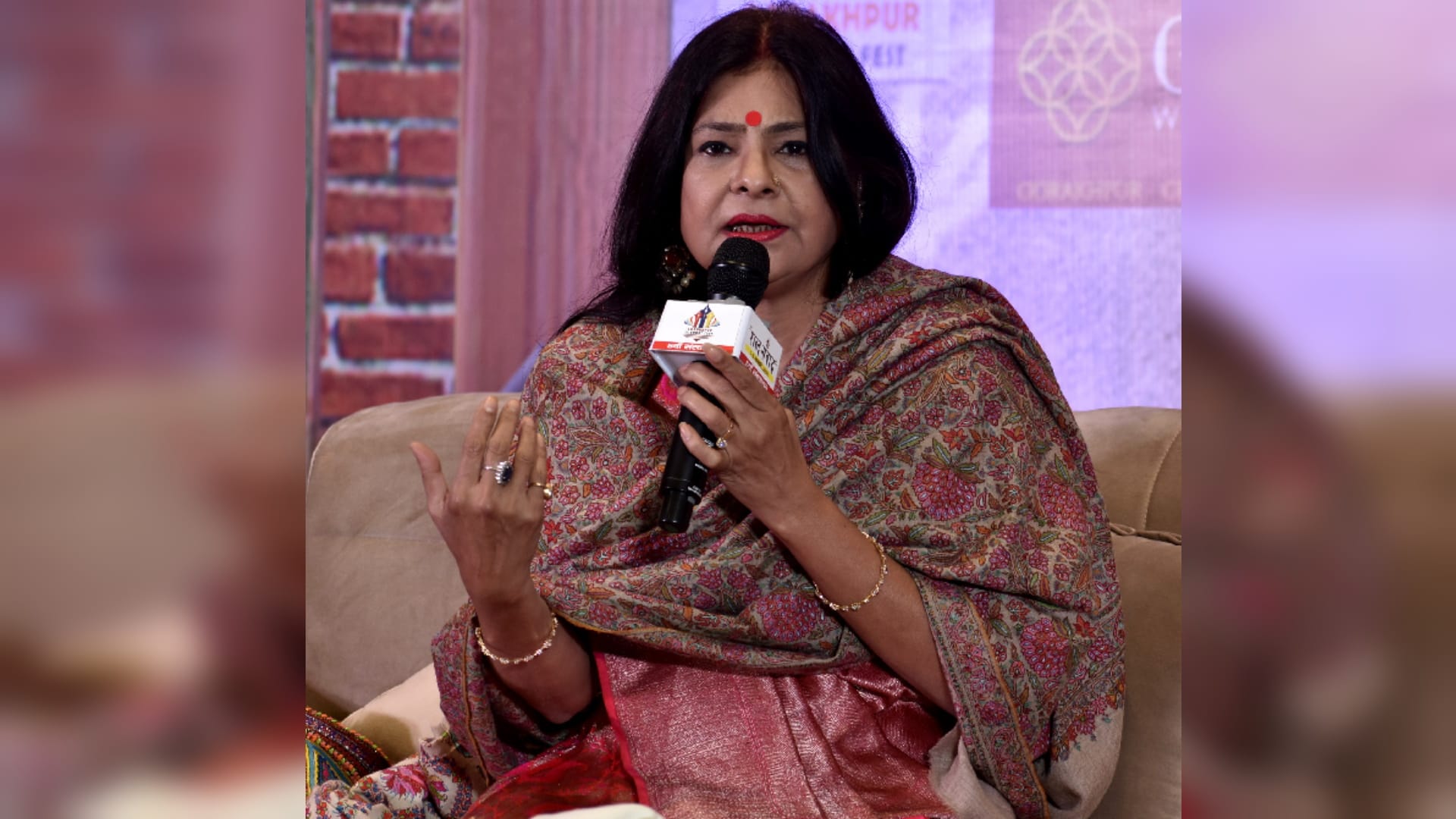 Gorakhpur Literary Fest ends various dimensions of literature music and journalism discussed