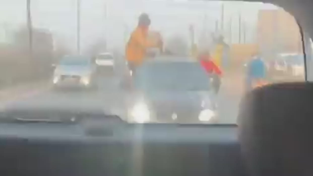 Meerut News: Youth did car stunts on Delhi-Dehradun highway and made reel