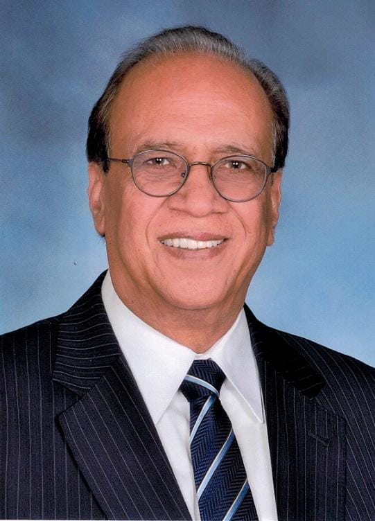 Living in America, India lives in the heart of Ashok Maggo, has helped 16 crores in Corona