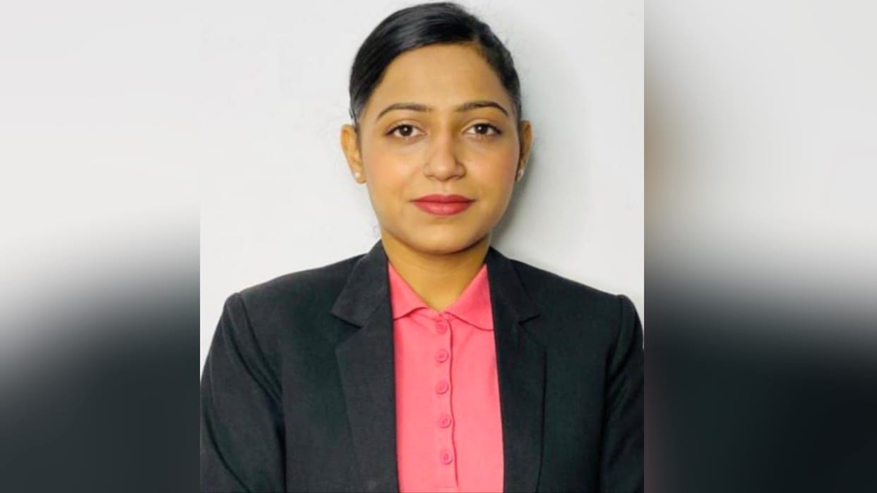 Chamba Payal sharma air hostess in air asia airline