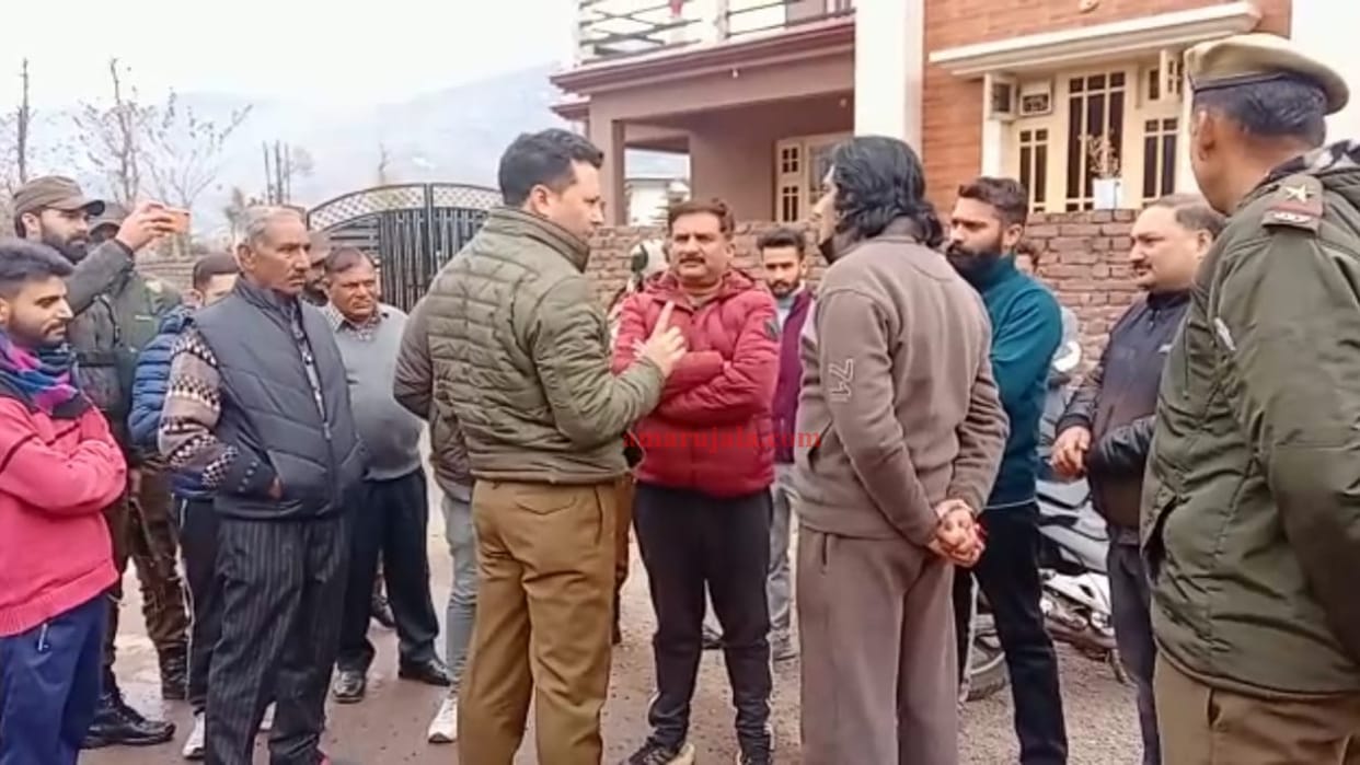 Unidentified people pelted stones at houses of Hindus in dark of night in Poonch jammu