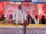सभा को संबोधित करते तोगड़िया। संवाद