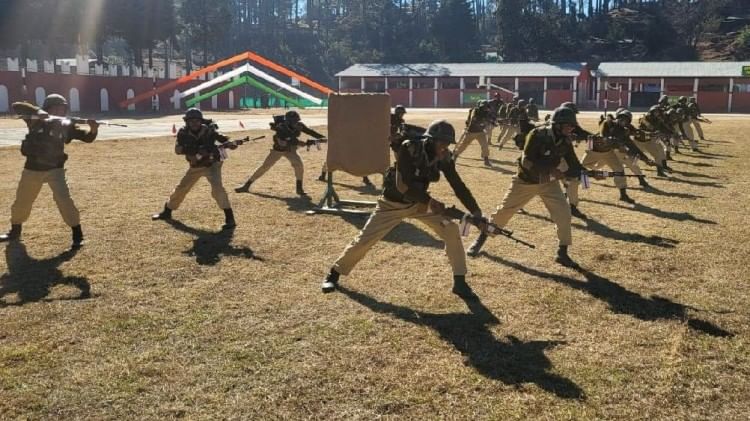 Uttarakhand: अग्निवीरों का अग्निपथ...शुरू हुआ छह महीने का प्रशिक्षण, चेहरे पर दिखा देश सेवा का जज्बा अग्निवीरों का प्रशिक्षण शुरू