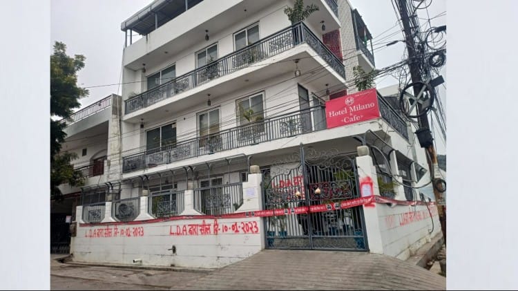 होटल सील: मकान का मानचित्र पास कराया और बना लिया होटल, यहीं पार्टी कर रहे थे मेजर की कार जलाने वाले दबंग सील किया गया होटल।