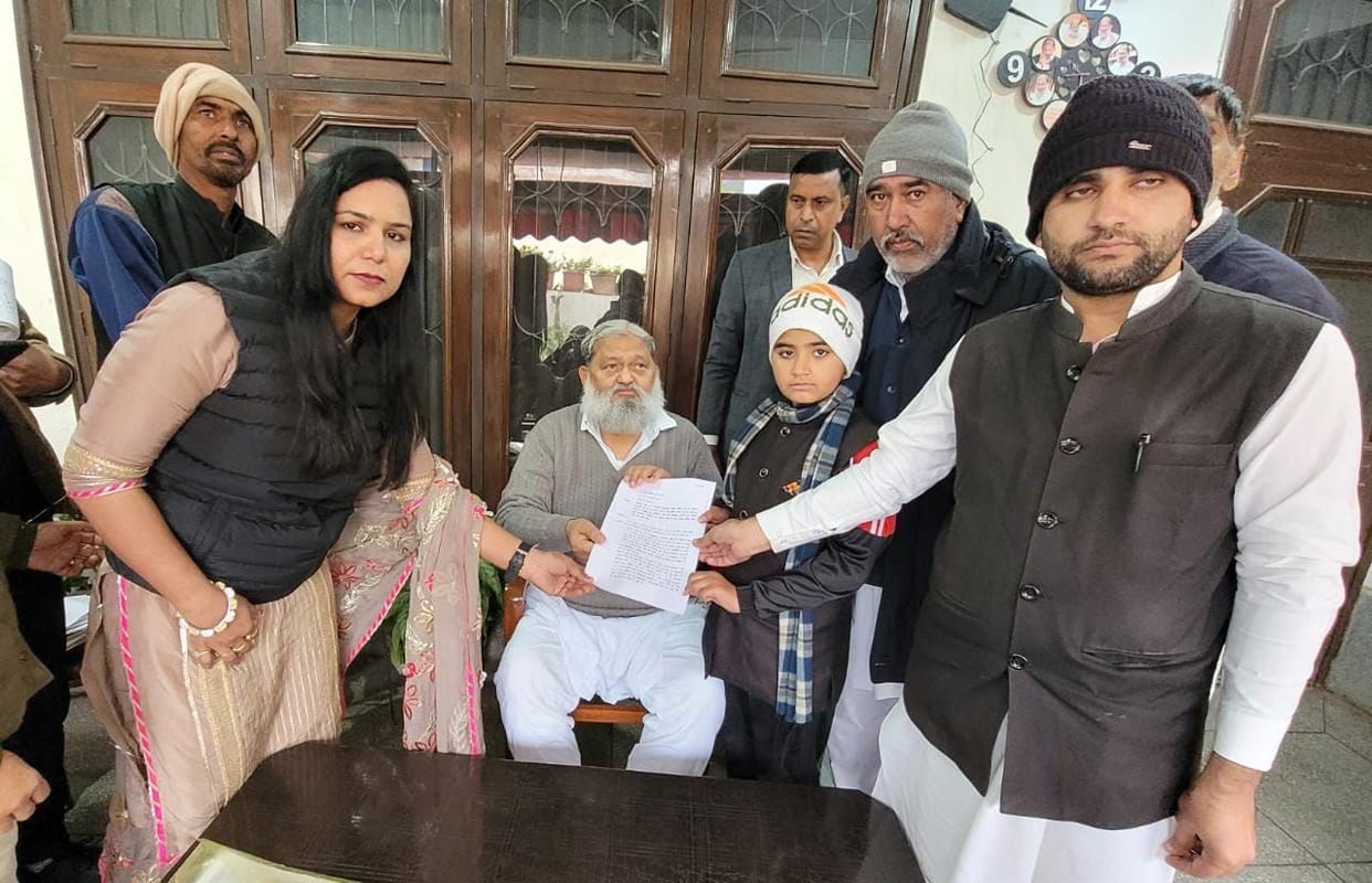 Obstetricians and paediatricians will be appointed in Chautala's hospital, health minister orders