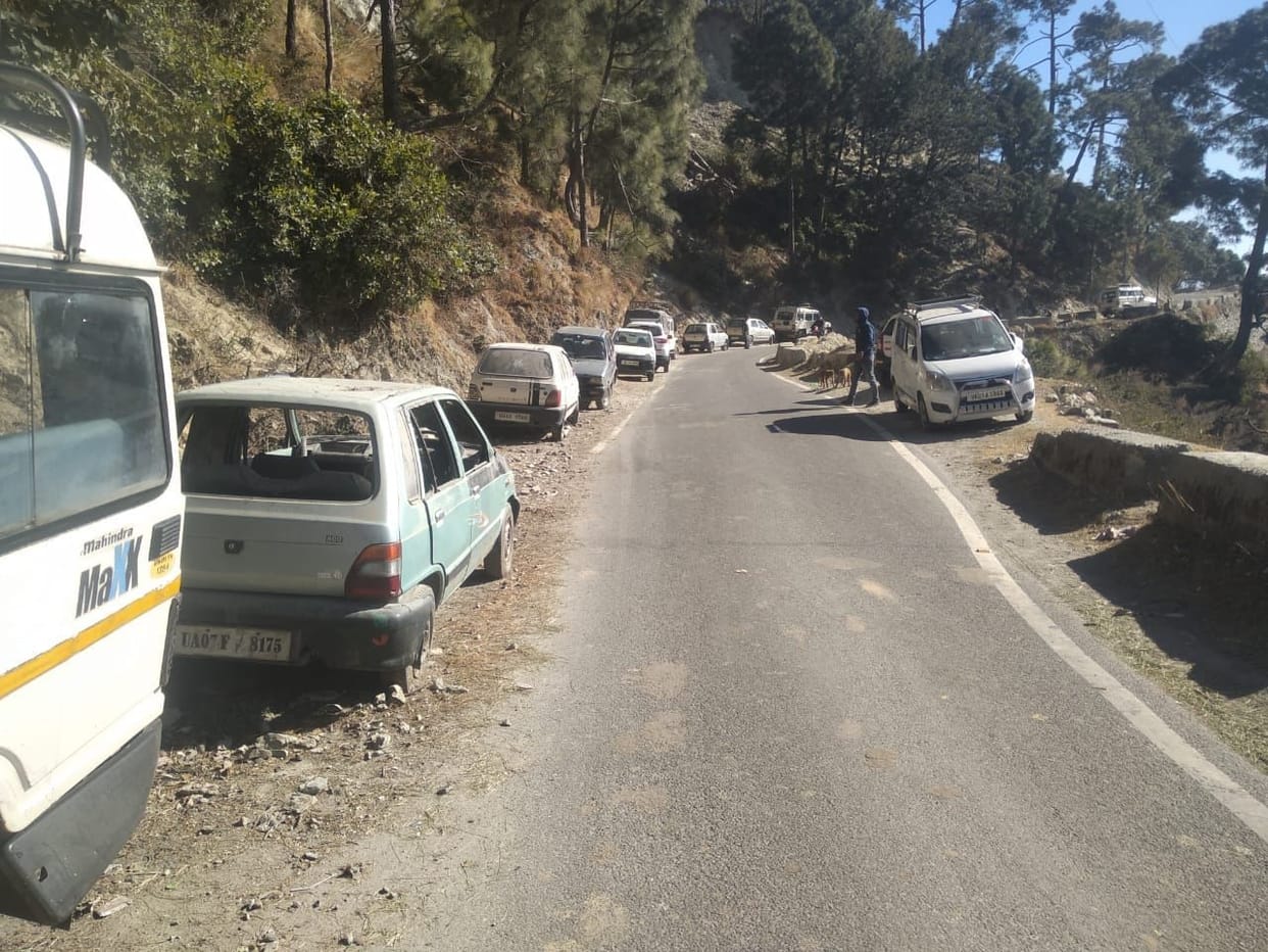 No parking in Bhatronjkhan