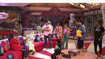 Bigg Boss 16 promo Archana gautam brother had fun MC Stan Mother emotional Nimrat kaur Farah Khan Sajid Khan