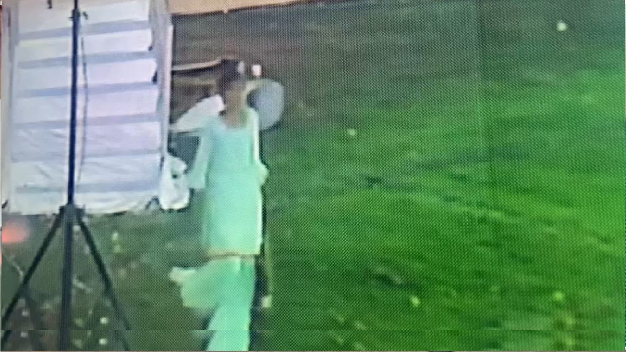 Jewelry theft incident captured in CCTV camera at bilaspur