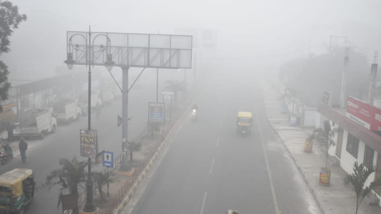 Gorakhpur Weather News Update Today Heavy Cold Wave Sun Not Come Out 10 jan
