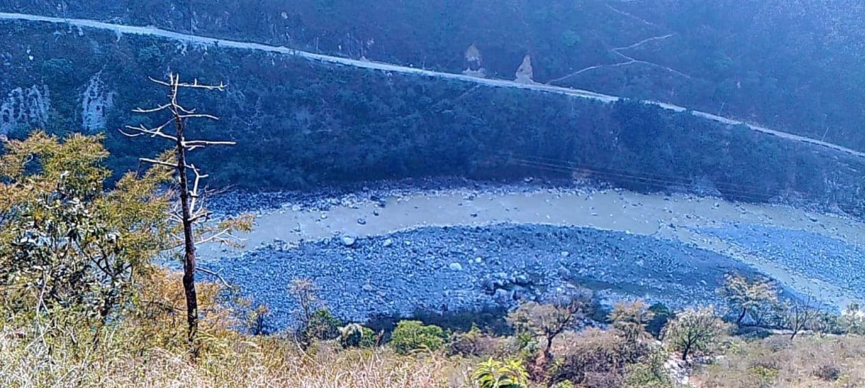 Limestone mining is not being done according to the standards in Bajeta village