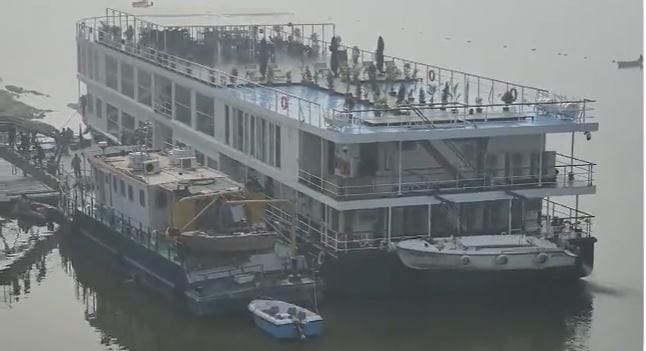 Ganga Vilas Cruise reached Kashi PM Modi will leave for Dibrugarh on January 13 know why this ship is special