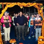 गंगा विलास के सैलानियों ने देखी गंगा आरती
