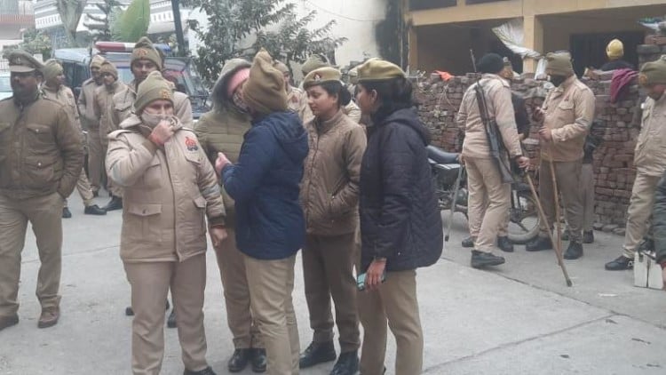 पूर्व एमएलसी व खनन माफिया हाजी मोहम्मद इकबाल की संपत्ति कुर्क
