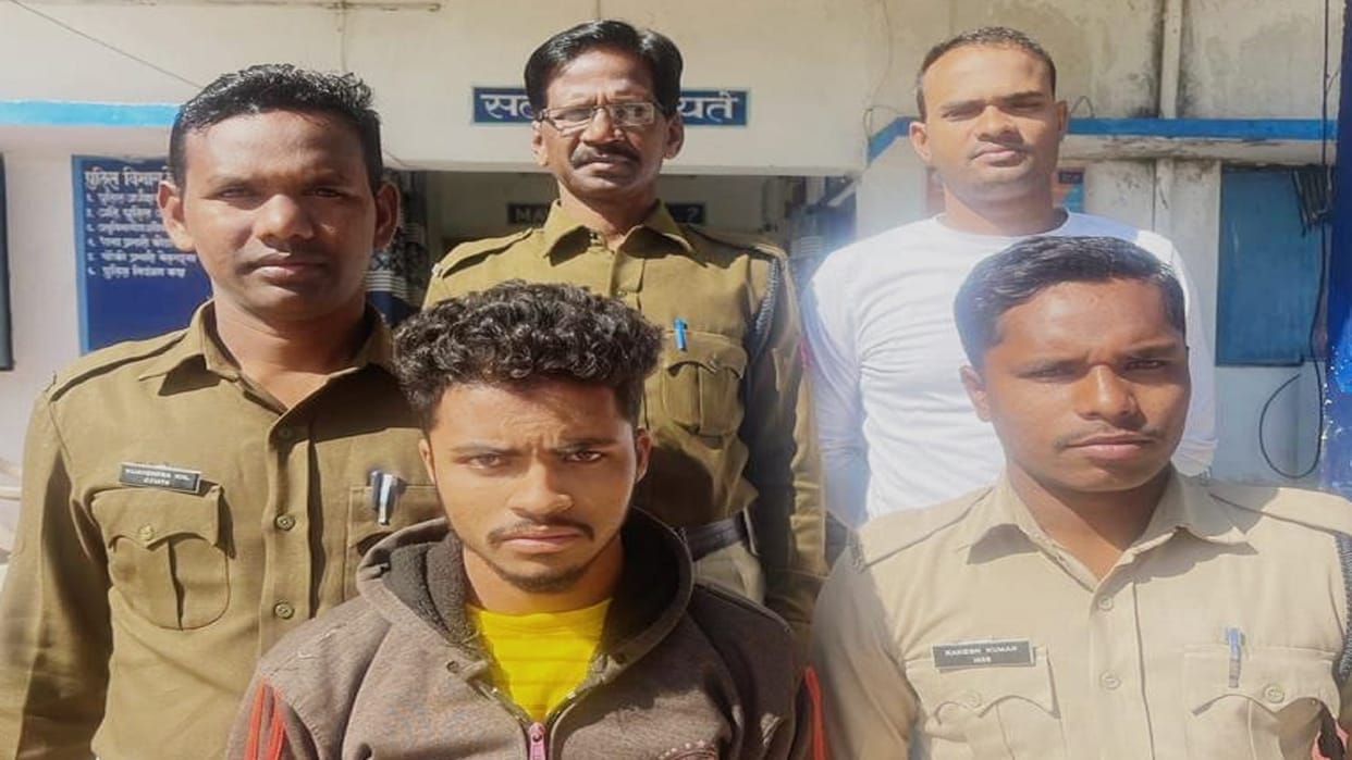 young man killed a neighbor In Bilaspur