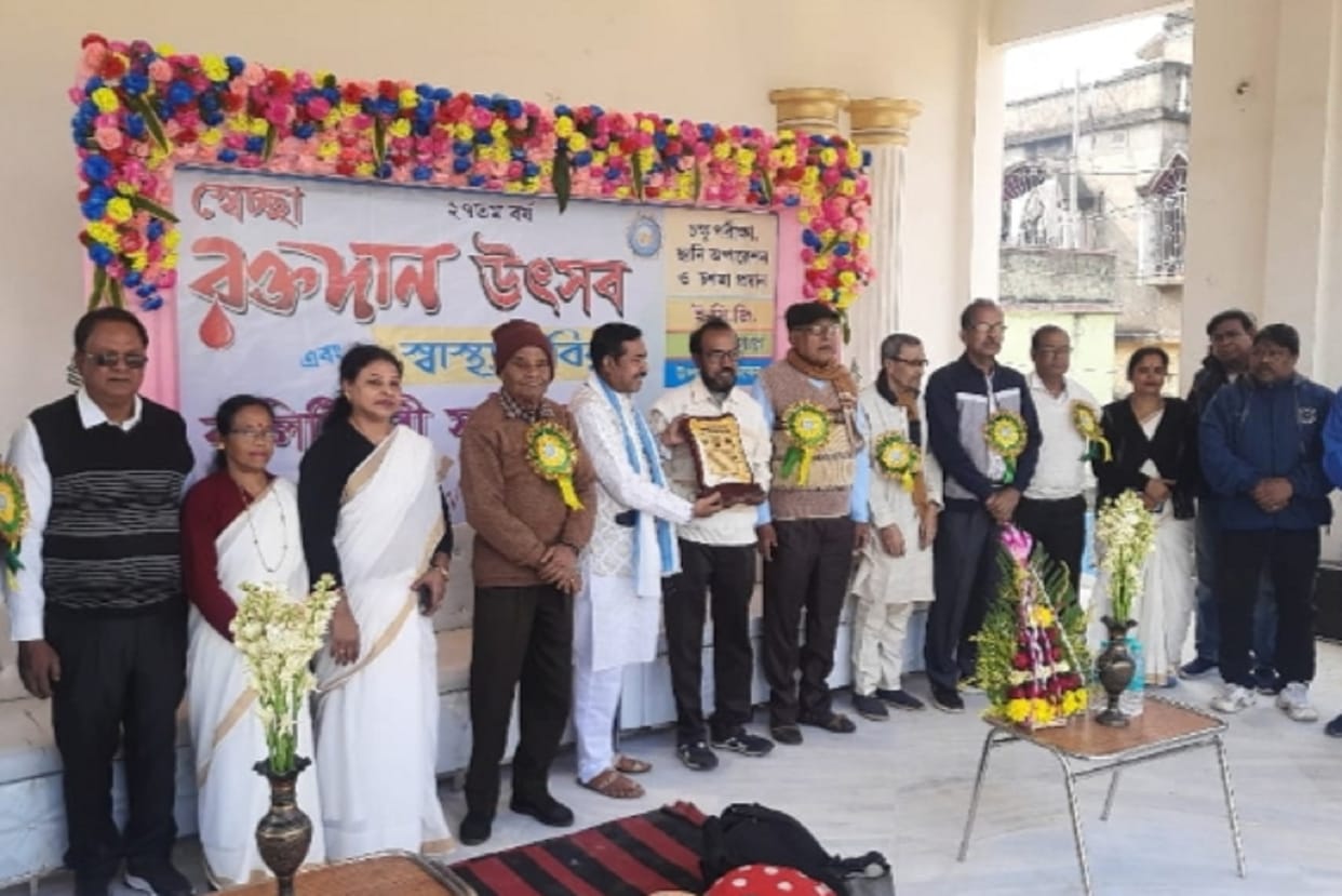 West Bengal: Sajib Sangh honored Prabal Dutta with Sajib Ratna