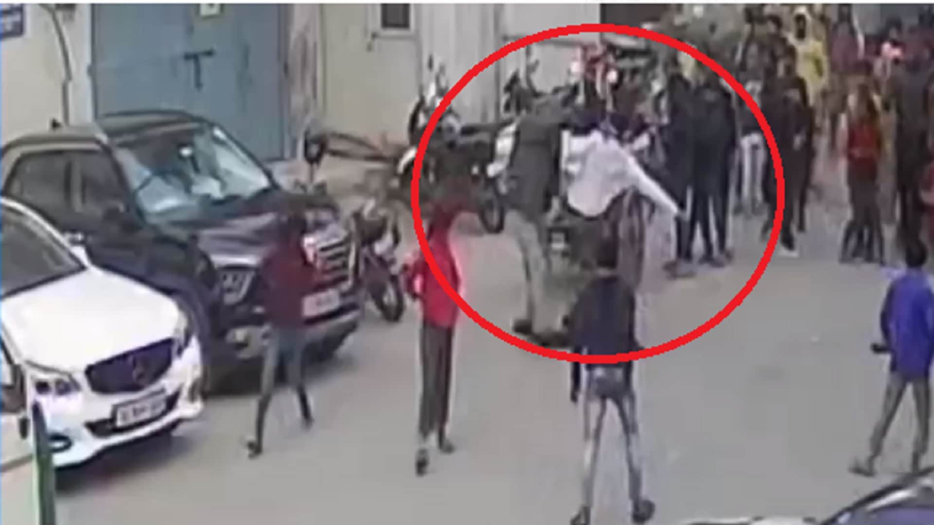 Delhi ASI Murder Video: Delhi Police ASI Was Stabbed with Knife More Than 12 Times By Miscreants