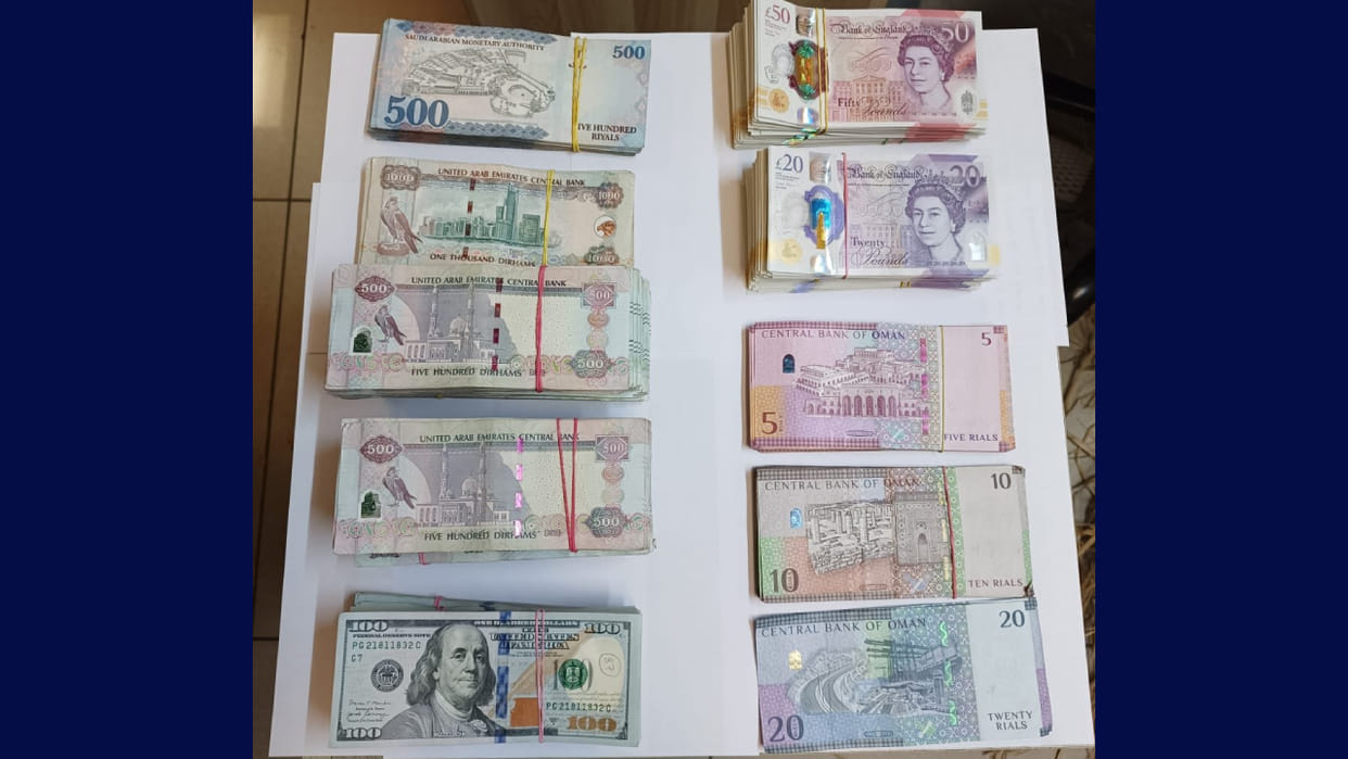 Mumbai Airport Customs seized foreign currency of a total value of Rs 1.5 cr from a Dubai-bound passenger