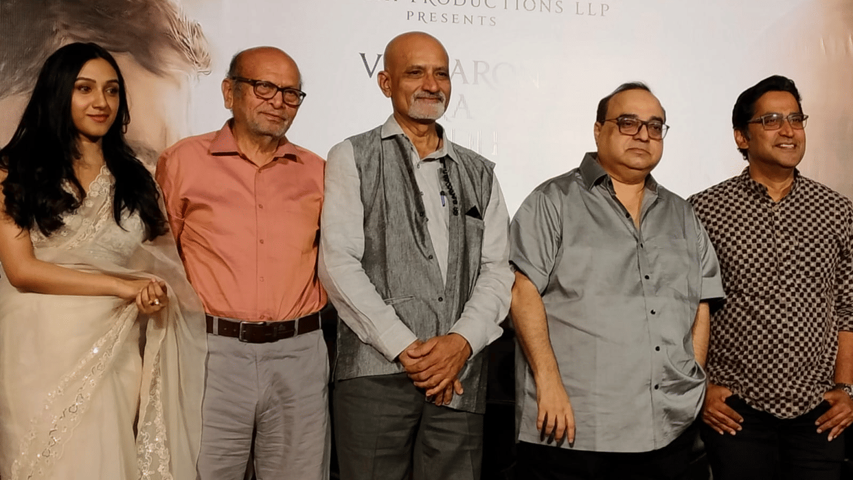 Gandhi Godse Ek Yudh Trailer launch sunny deol will work with director Rajkumar Santoshi after a long time