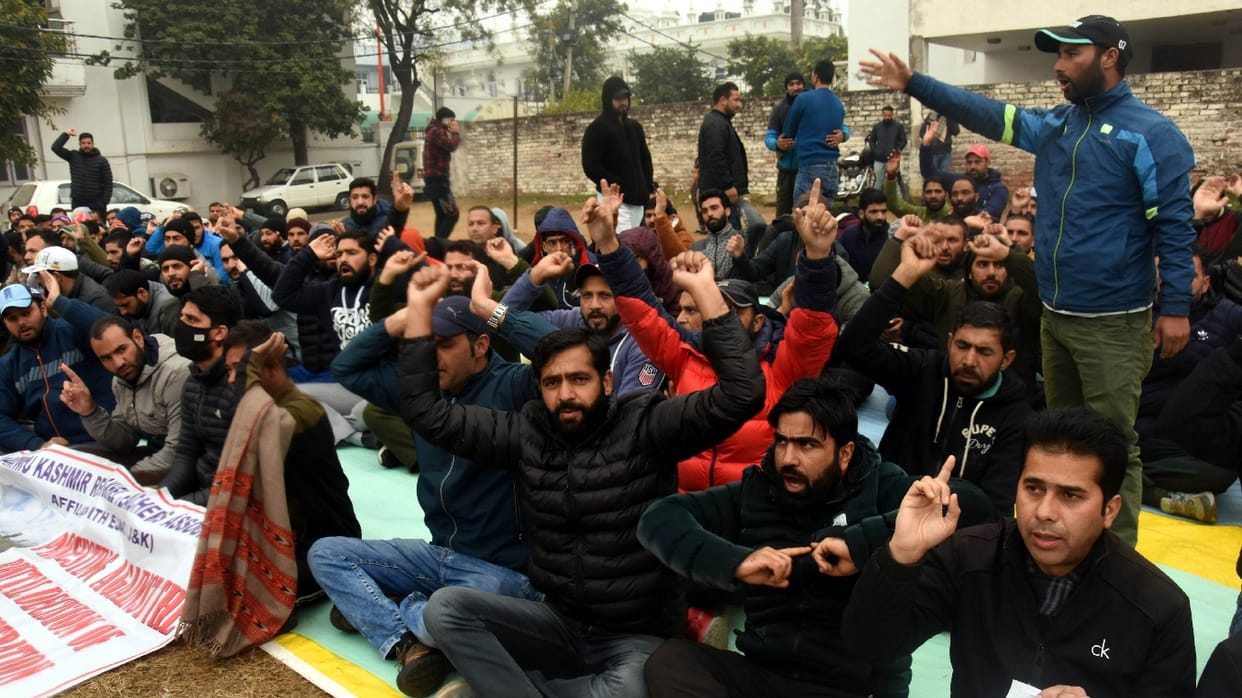 Jammu: Rehbar e Khel teacher protest 23rd day for their demands