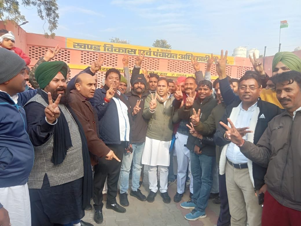 Block Committee Sirsa: Krishna Kumar of Congress became chairman by defeating BJP supported candidate Suresh Chamal