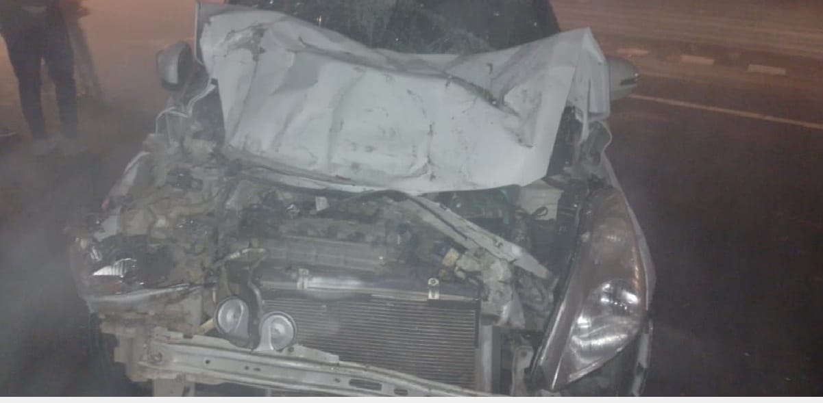 Car collided with a truck parked on Bundelkhand Expressway, three seriously injured