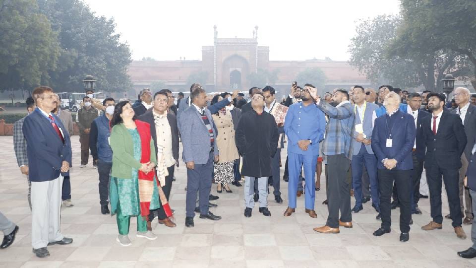 President of Guyana Mohd. Irfan Ali visited TajMahal in Agra