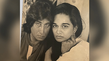 Shakti Kapoor Jaan Nikal Xvideo - Shakti Kapoor And Shivangi Kolhapure Marriage Anniversary Know About Their  Love Story - Entertainment News: Amar Ujala - Shakti-shivangi:à¤œà¤¬ 'à¤–à¤²à¤¨à¤¾à¤¯à¤•'  à¤•à¥€ à¤ªà¥à¤°à¥‡à¤® à¤•à¤¹à¤¾à¤¨à¥€ à¤®à¥‡à¤‚ à¤†à¤¯à¤¾ à¤…à¤¸à¤²à¥€ à¤µà¤¿à¤²à¥‡à¤¨,