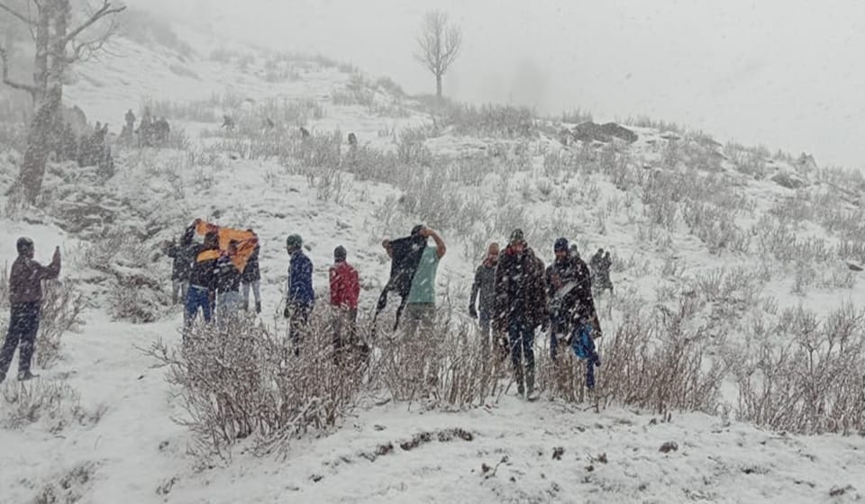 Snowfall in Jammu jammu: rain in the plains Patnitop and Nattatop and other hilly area covered with snow