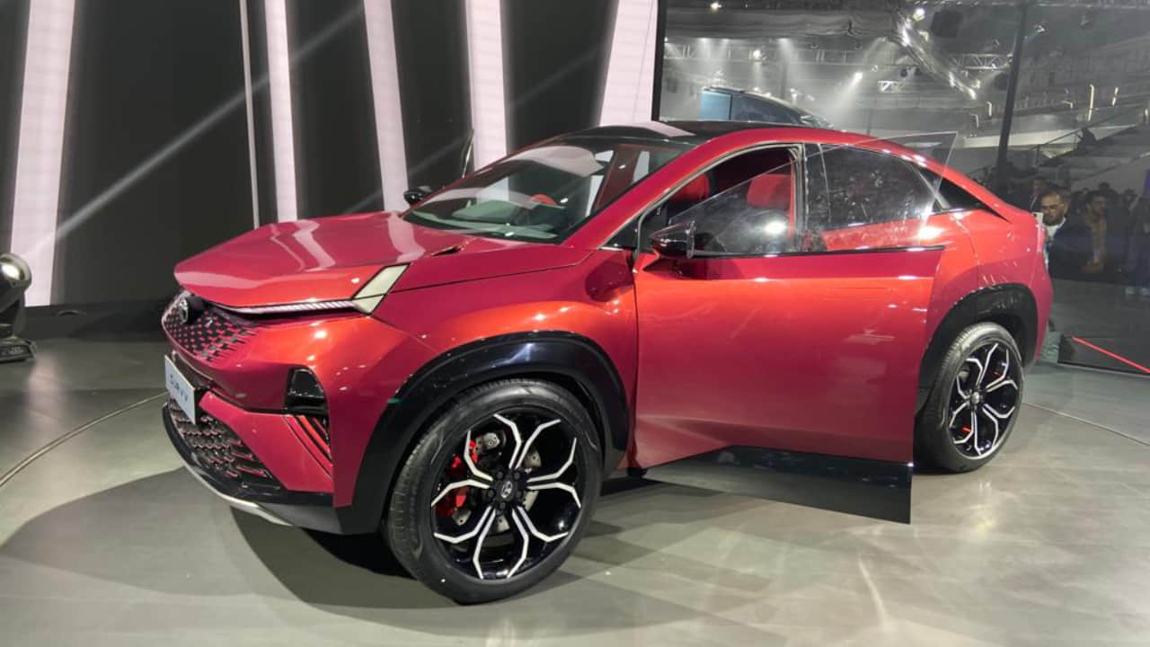 Tata introduced Tata Curvv and EV Avinya harrier sierra at Auto Expo 2023 know details and photos