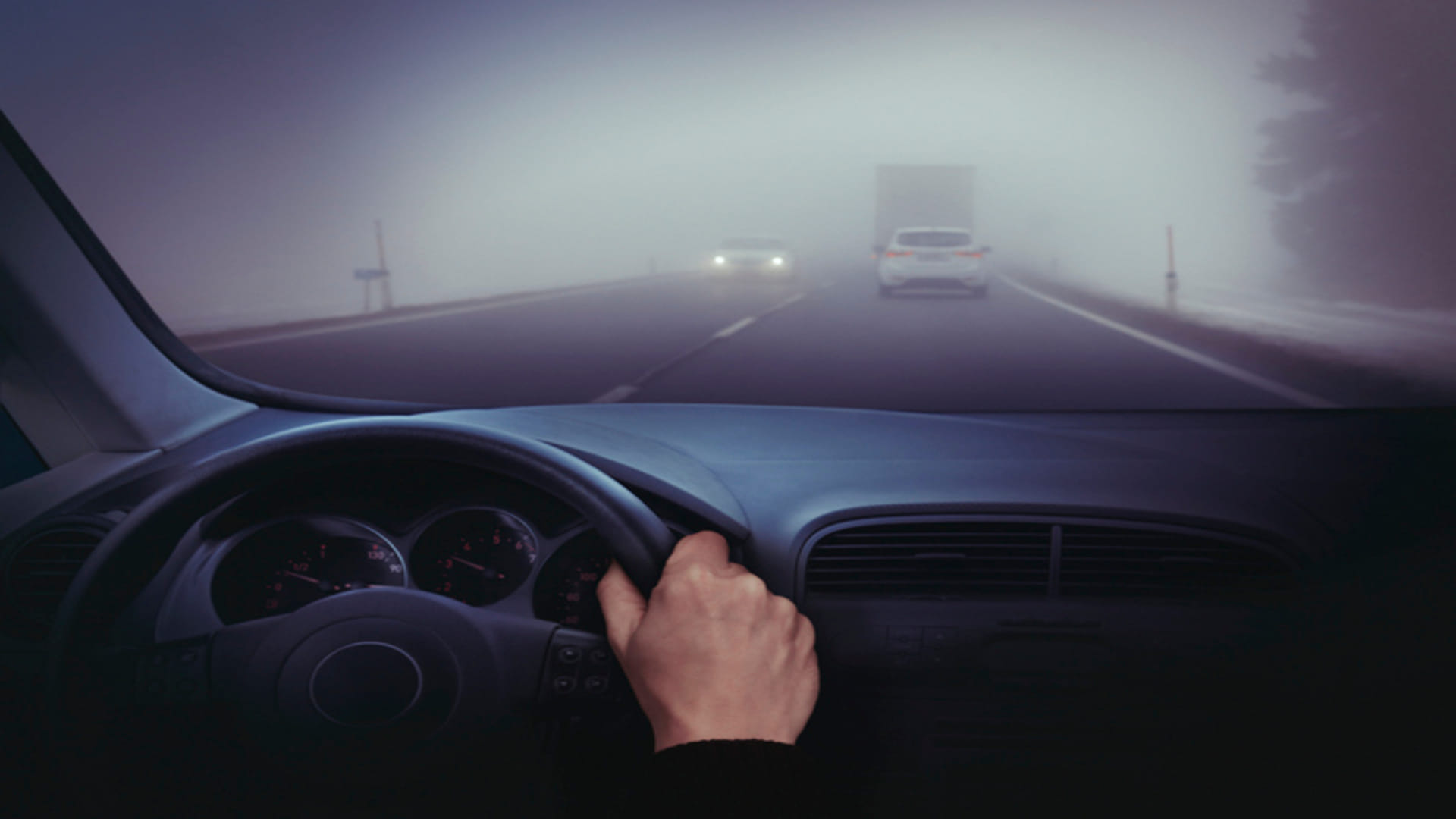 Things to Consider to Stay Safe While Driving in Fog Know How to Drive