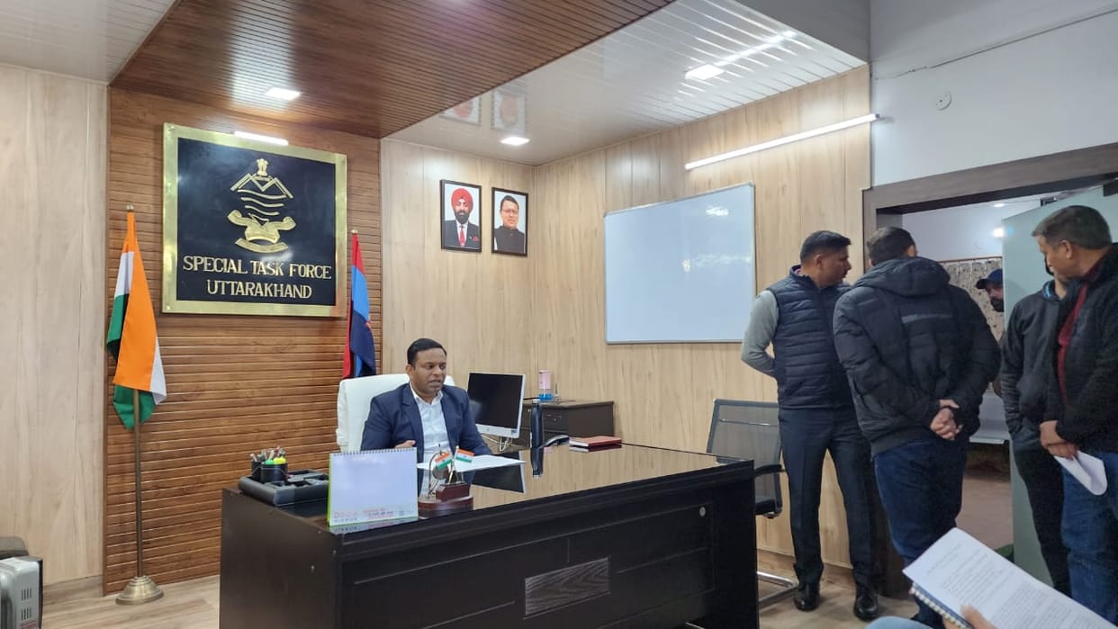 BAMS Fake degree was being sold for eight lakhs two doctors along with director of college arrested Dehradun