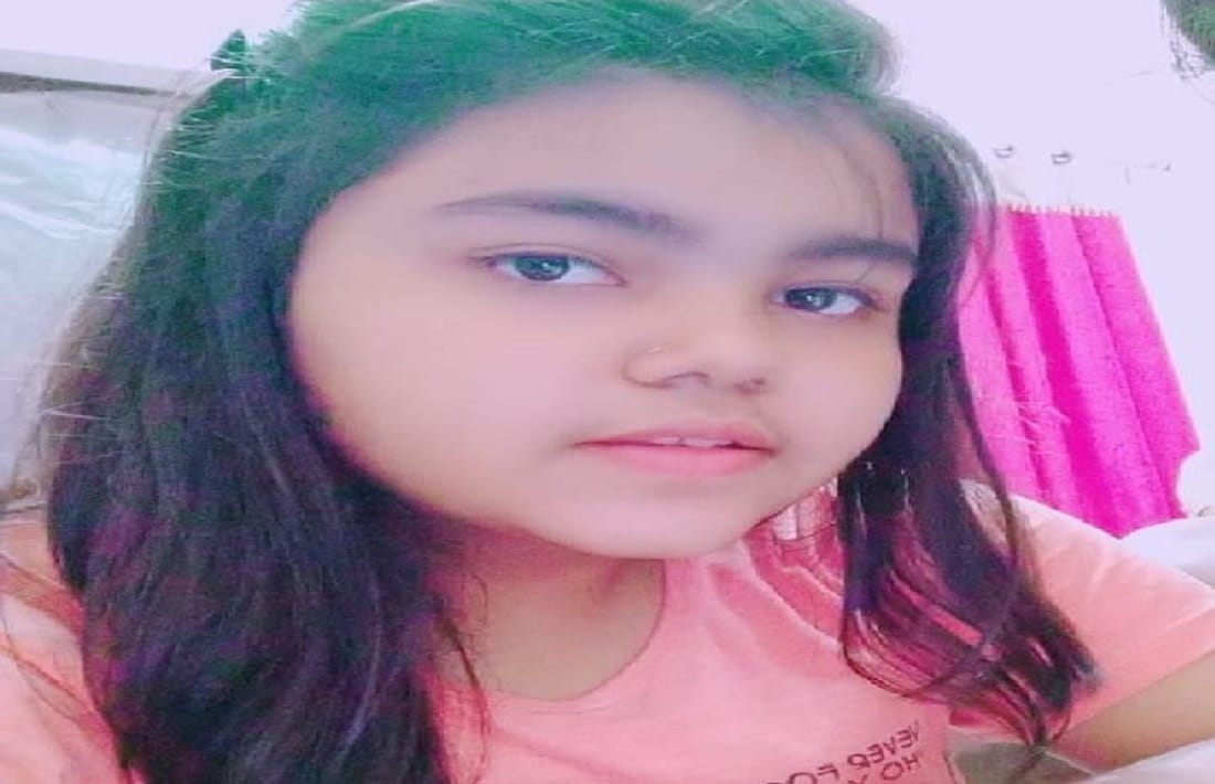 Two real sisters fell into canal with Scooty in chandauli one died due to drowning