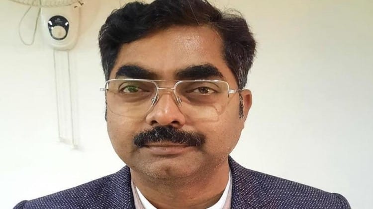 Aligarh News: नए डीआईओएस सर्वदा नन्द ने लिया चार्ज, नकल विहीन परीक्षा रहेगी प्राथमिकता अलीगढ़ डीआईओएस सर्वदा नन्द