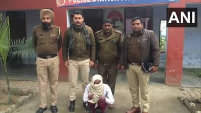 पुलिस की गिरफ्त में आरोपी