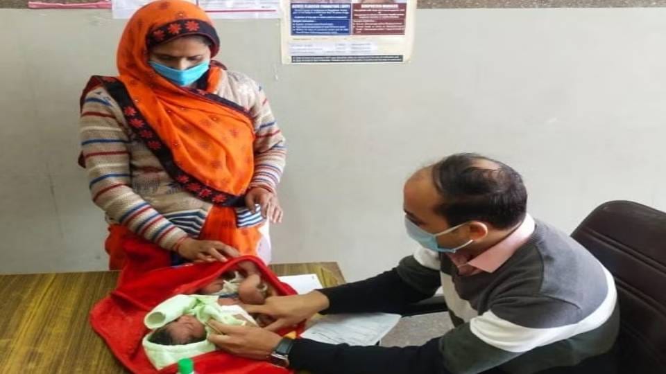 Risk of hypothermia has increased in children amid cold in Etah know symptoms and treatment
