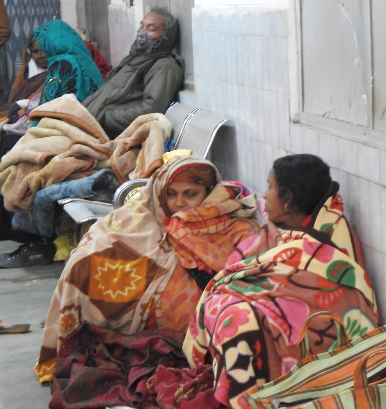 Cough increasing cold, paralysis attack happening