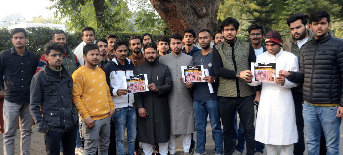 AMU students march in support of Joshimath victims